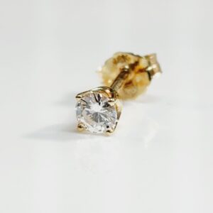 14KT Yellow Gold Diamond Stud Earring