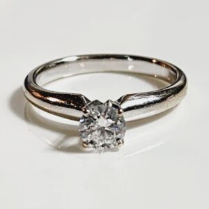 14KT White Gold Solitaire Diamond Engagement Ring Size 6