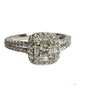 14kt White Gold Diamond Halo Engagement Ring Size 7