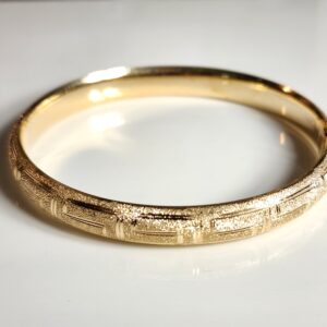 10KT Yellow Gold Womans Bangle