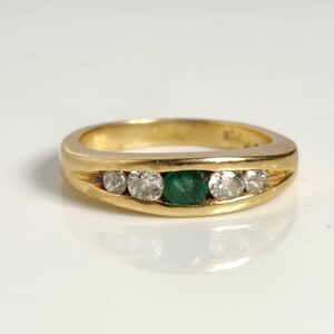 14KT Yellow Gold Emerald Diamond Ring Size 5.5