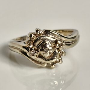 14KT White Gold Diamond Ring Size 4
