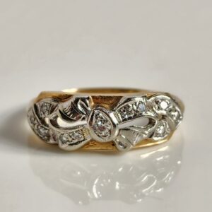 14KT Yellow Gold Diamond Pinkie Ring Size 4.5