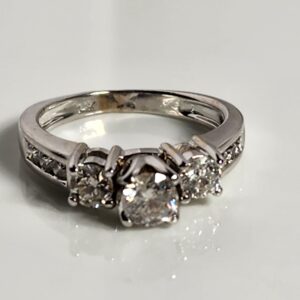 14kt White Gold Diamond Engagement Ring Size 6