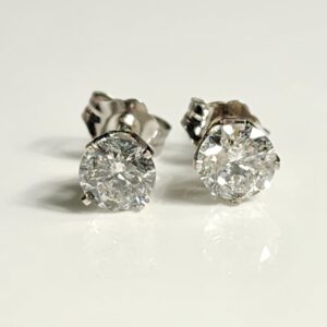 14KT White Gold Diamond Stud Earrings