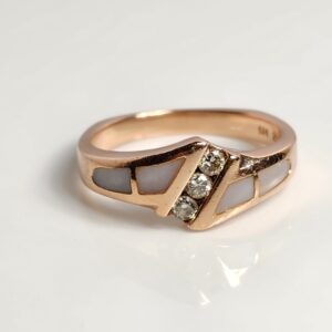 14KT Rose Gold Diamond Ring With Mother of Pearl accents Size 7