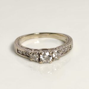 14KT White Gold Diamond Engagement Ring Size 8