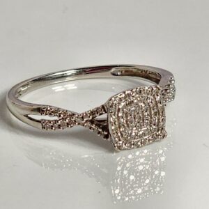 10KT White Gold Pave Diamond Engagement Ring Size 7