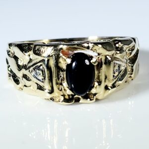 10KT Yellow Gold Black Onyx Ring Size 7