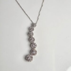 18″ 10KT White Gold Diamond Journey Necklace