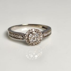 10KT White Gold Diamond Engagement Ring Size 6