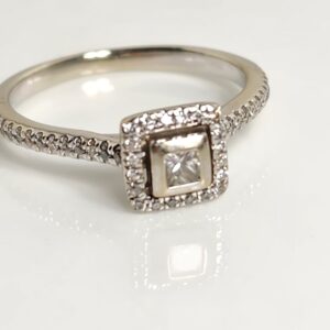 10KT White Gold Princess Cut Diamond with Diamond Accents Size 6.5