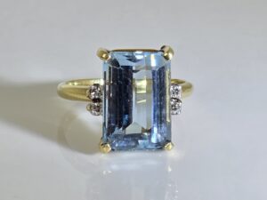 14KT Yellow Gold Radiant Cut Blue Topaz with Diamond Accents Ring Size 6