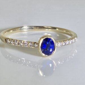 14KT Yellow Gold Oval Sapphire with Diamond Accents Size 9.5