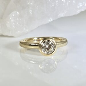 14KT Yellow Gold Solitaire Diamond Engagement Ring Size 6