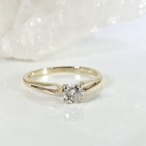 14KT Yellow Gold Diamond Solitaire Engagement Ring Size 6.5